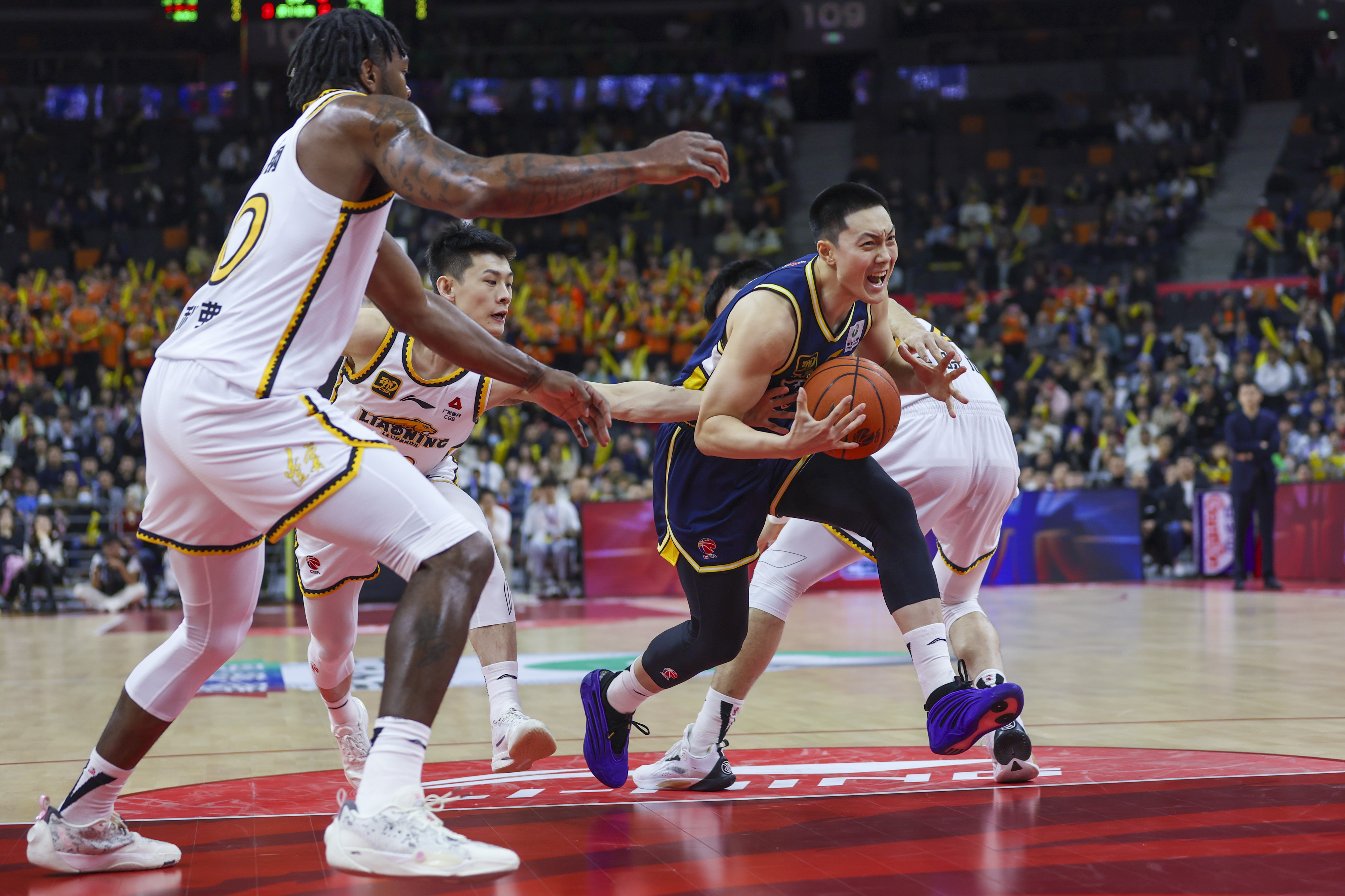 风云突变！辽宁本钢赛前完成体检；CBA季后赛版图或变；更衣室稳定；细节决定成败 