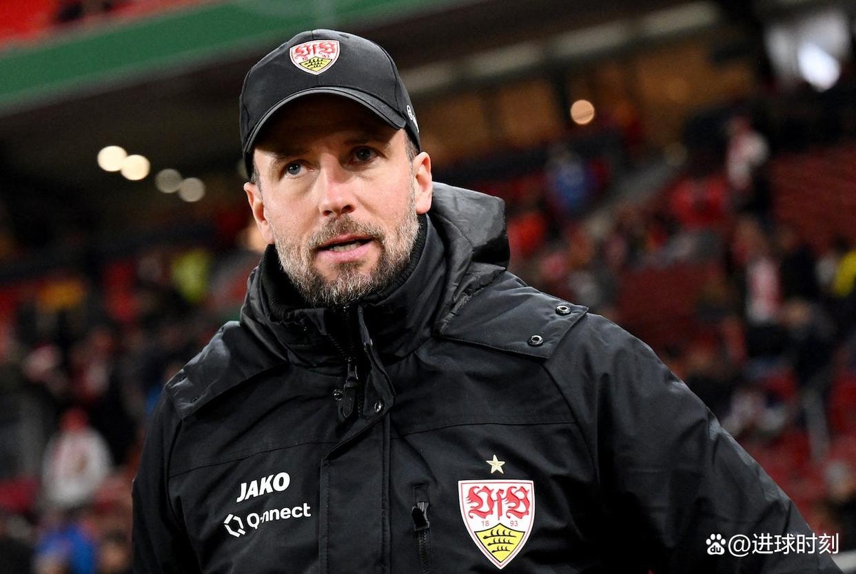 转折点斯图加特主帅复盘，德甲今晨攻防权衡，震撼外界，心理建设被强调的简单介绍