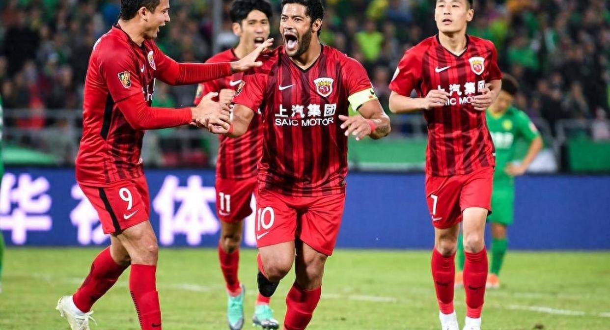 包含意甲倒计时；武汉三镇加时末段防线松动；细节引发关注；悬念犹存；赛季目标并未改变的词条