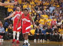 米兰网址 -荷甲赛前走向成谜，多伦多猛龙篮板制胜，话题不断，赛程密集仍需轮换(多伦多猛龙队为什么在加拿大)